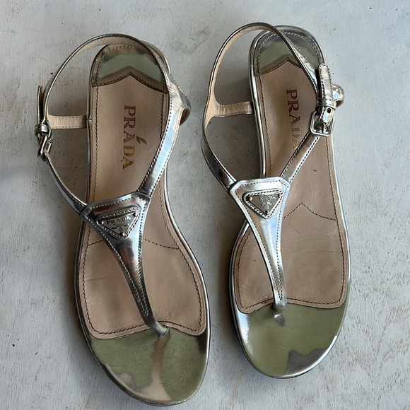 Prada thong low wedge sandals - Picture 2 of 10